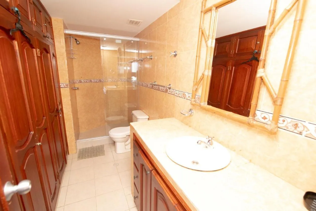 Hermoso Apto Frente A La Playa Piso 15 De 2 Habitaciones Cartagena Apartamento